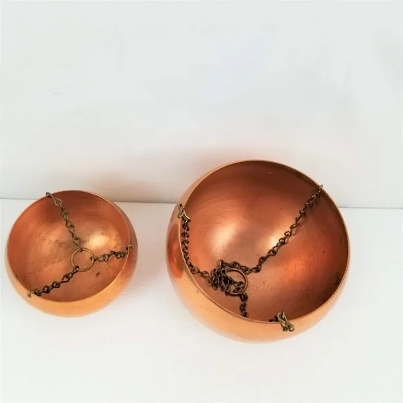 Vintage Round Copper Hanging Planters Plant Pots - Picture 2 of 6